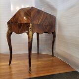 Escritorio / Desk with slope / donkey, Luis XV, Palosanto, fs XVIII - pps.