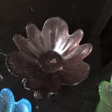 7 glass cups in the shape of flowers