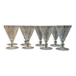 8 Grands verres en cristal