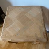 Air-coated bedside table