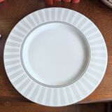 Guy Degrenne serving dish in Limoges porcelain, Venice Day Platinum