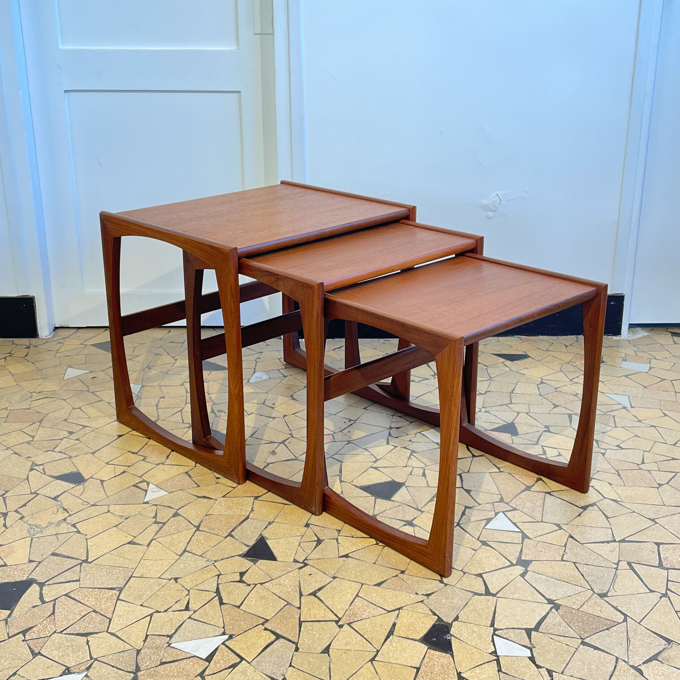 Modernist trundle coffee table