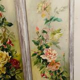 Screen has three Louis XV style panels in patinated wood XX century