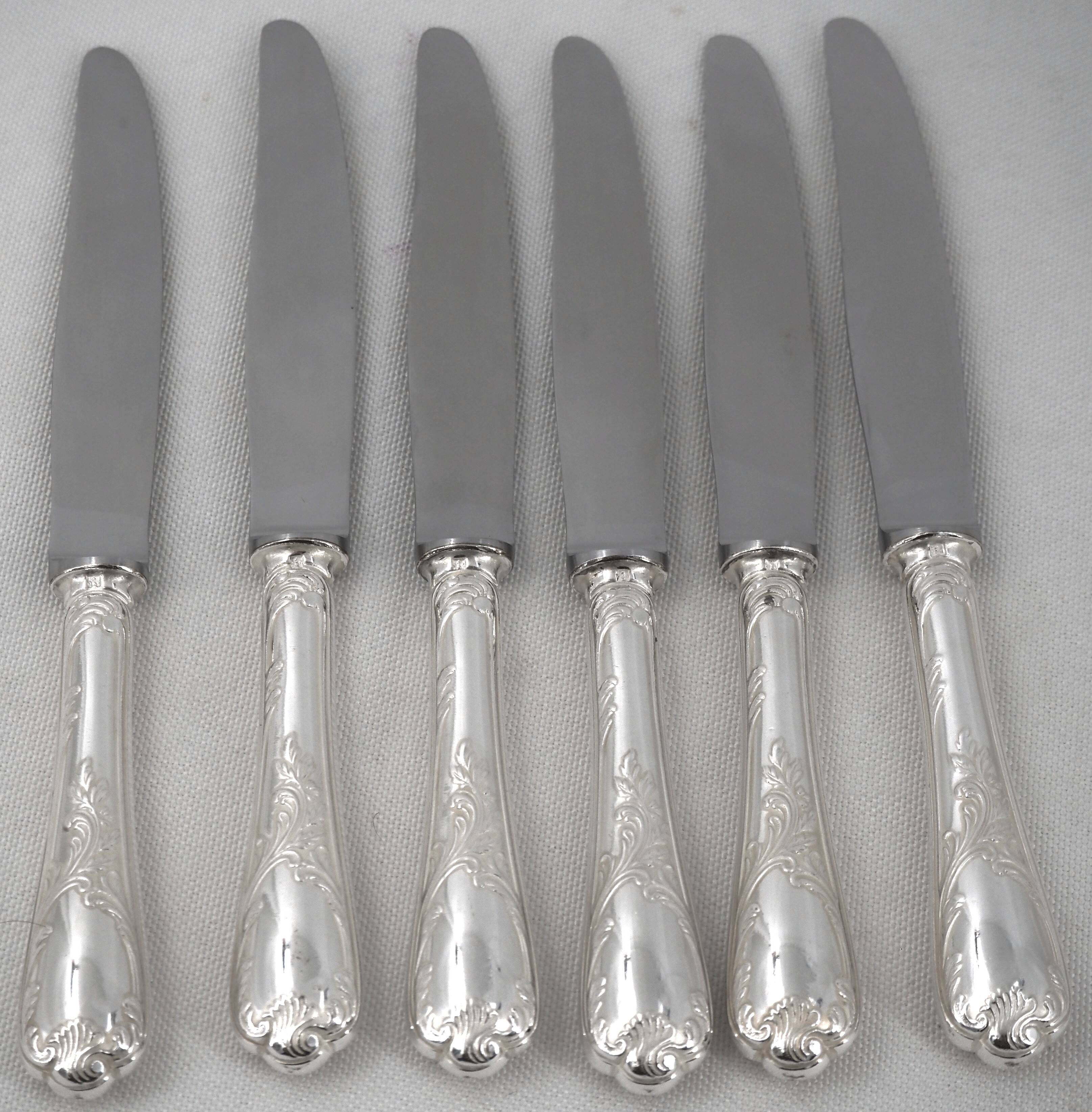 Christofle Marly, 6 table knives, silver-plated, in excellent condition.