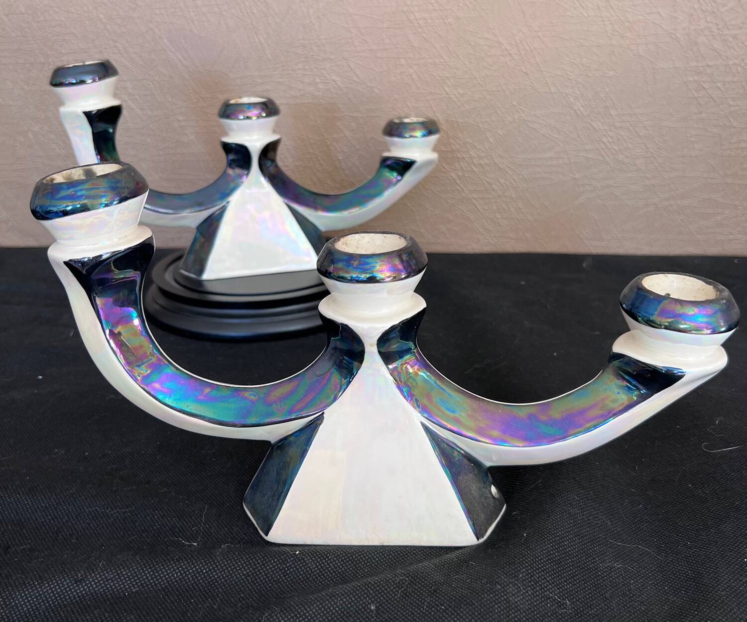 Pair of 3-branch candlesticks in iridescent two-tone ceramic from the 60s