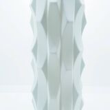 Vase abstrait en porcelaine