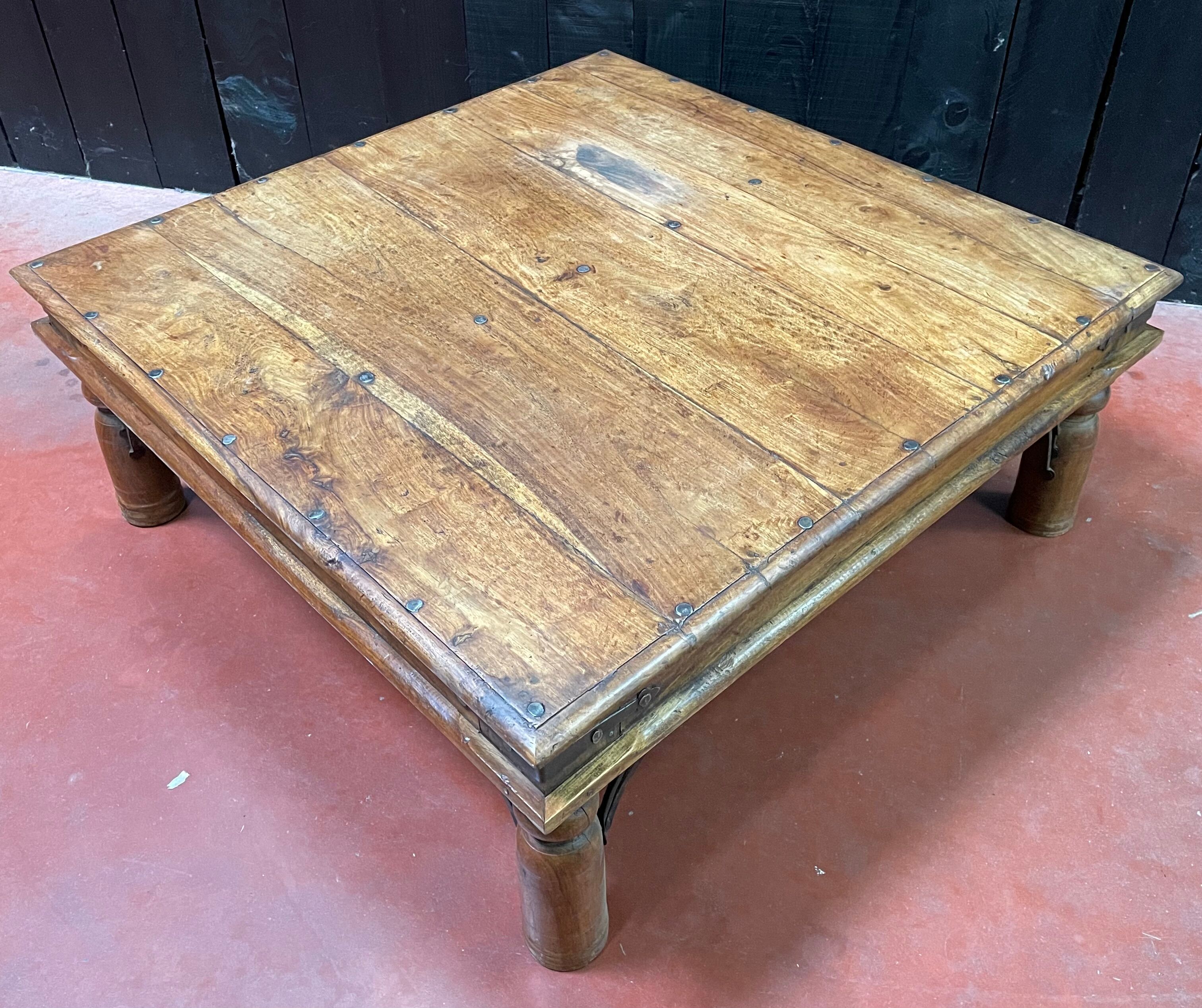 Square coffee table in solid teak wood 1m x 1m