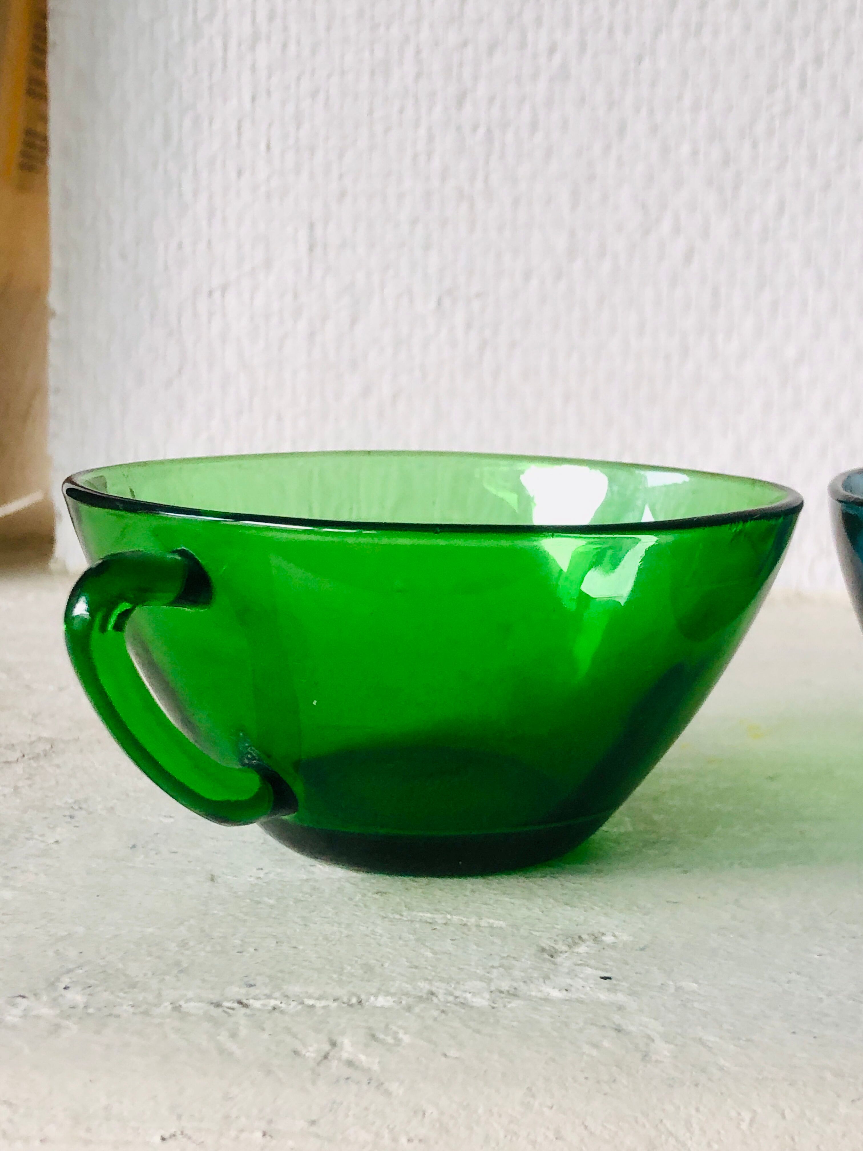 Vintage Vereco coffee cups