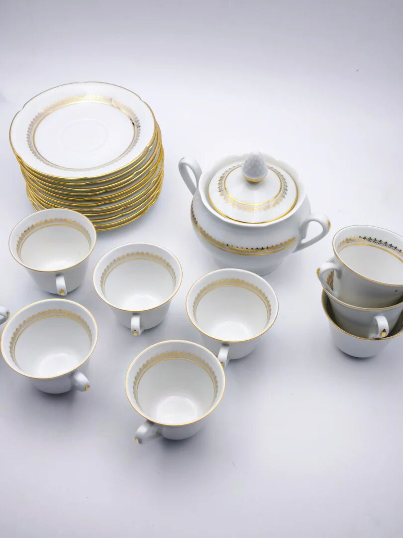 Prestige coffee service – Lamotte, Sologne porcelain (21 pieces)