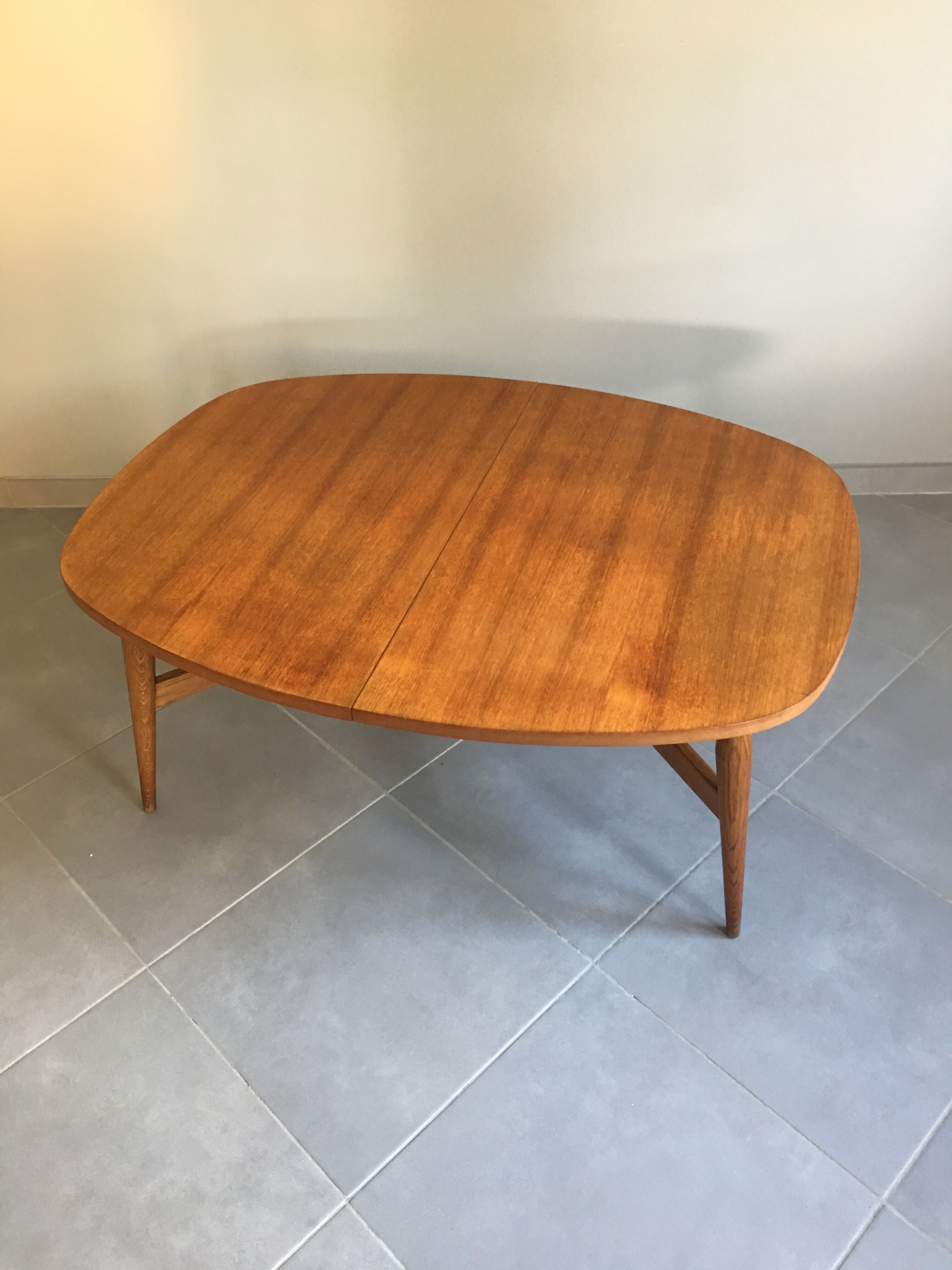 Lift coffee table Smørrebrød