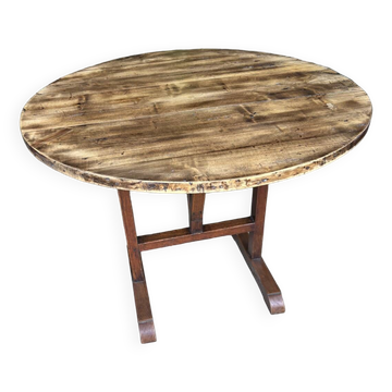Old grape harvester's table