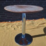 Bistro table, central leg