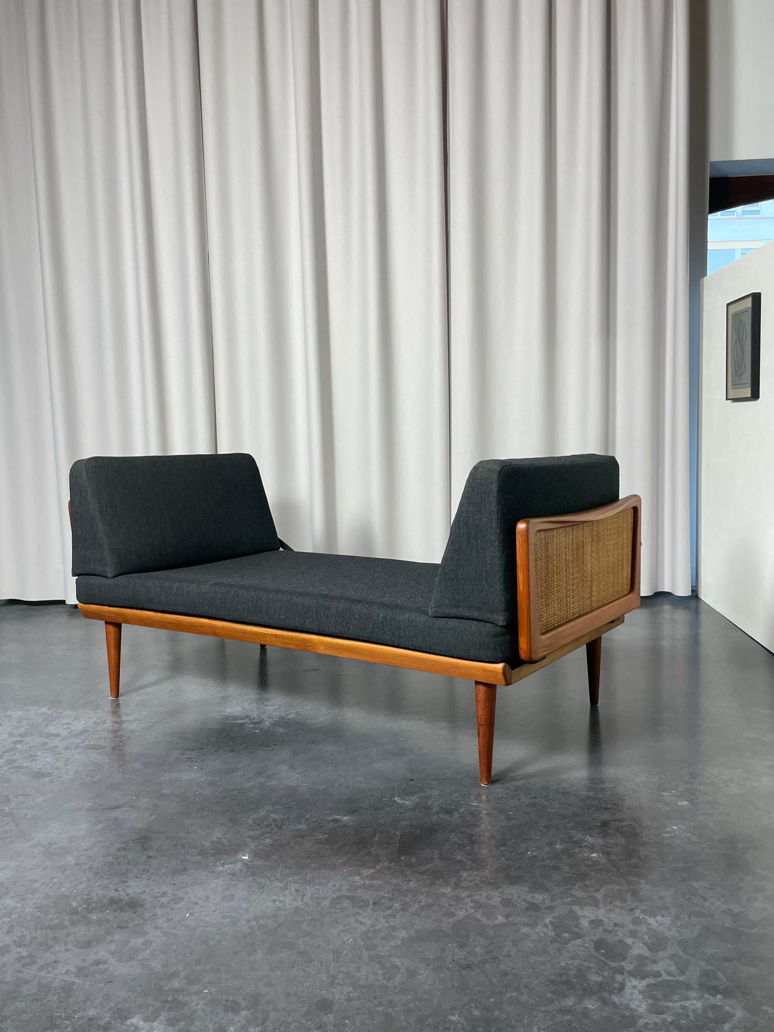 Danish teak daybed by Hvidt & Molgaard