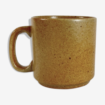 Vintage mug in speckled beige sandstone