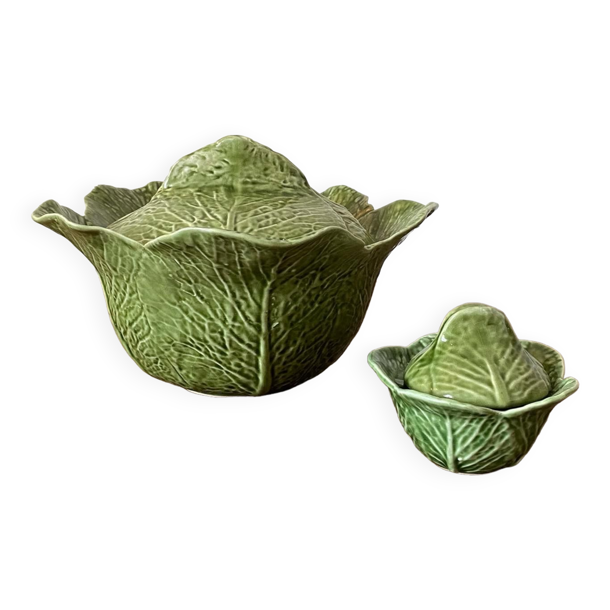Tureen and mustard cabbage in Portuguese slurry