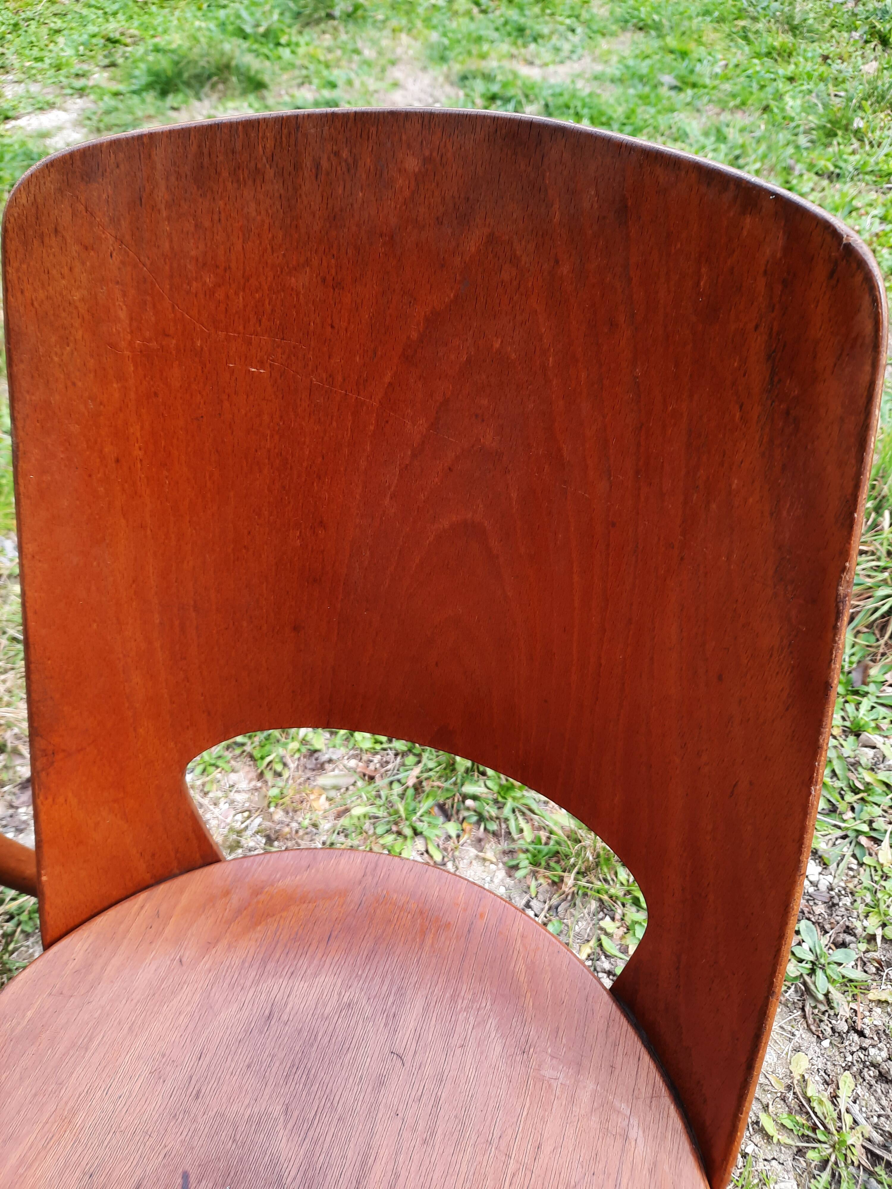 Paire de chaises Baumann modèle "Mondor"