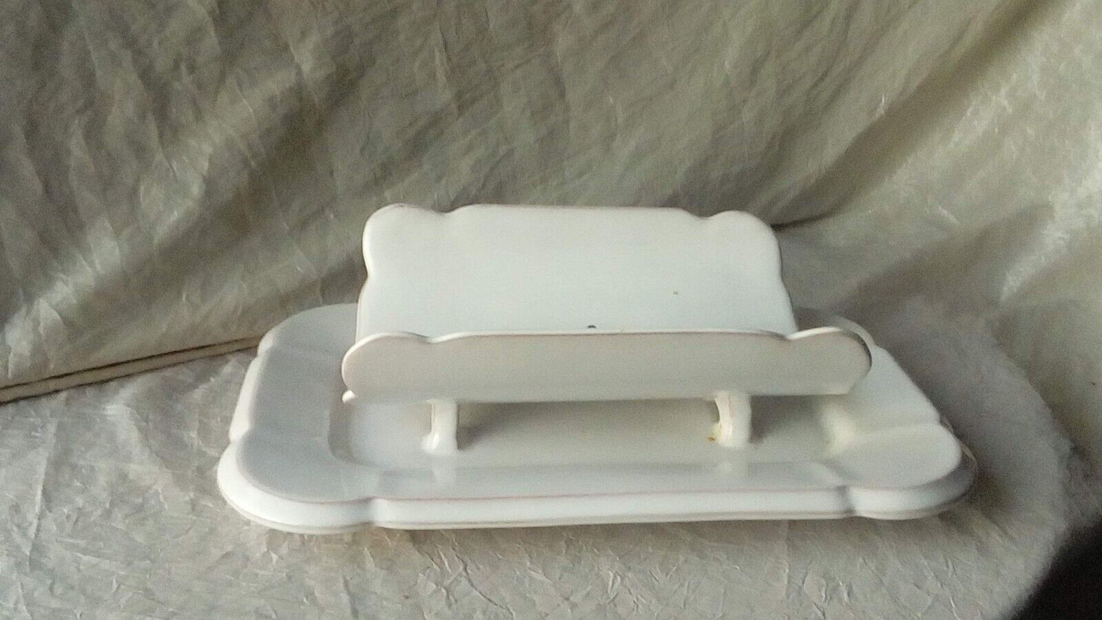 Asparagus dish faience henriot quimper fixed cradle decor fleur de lys