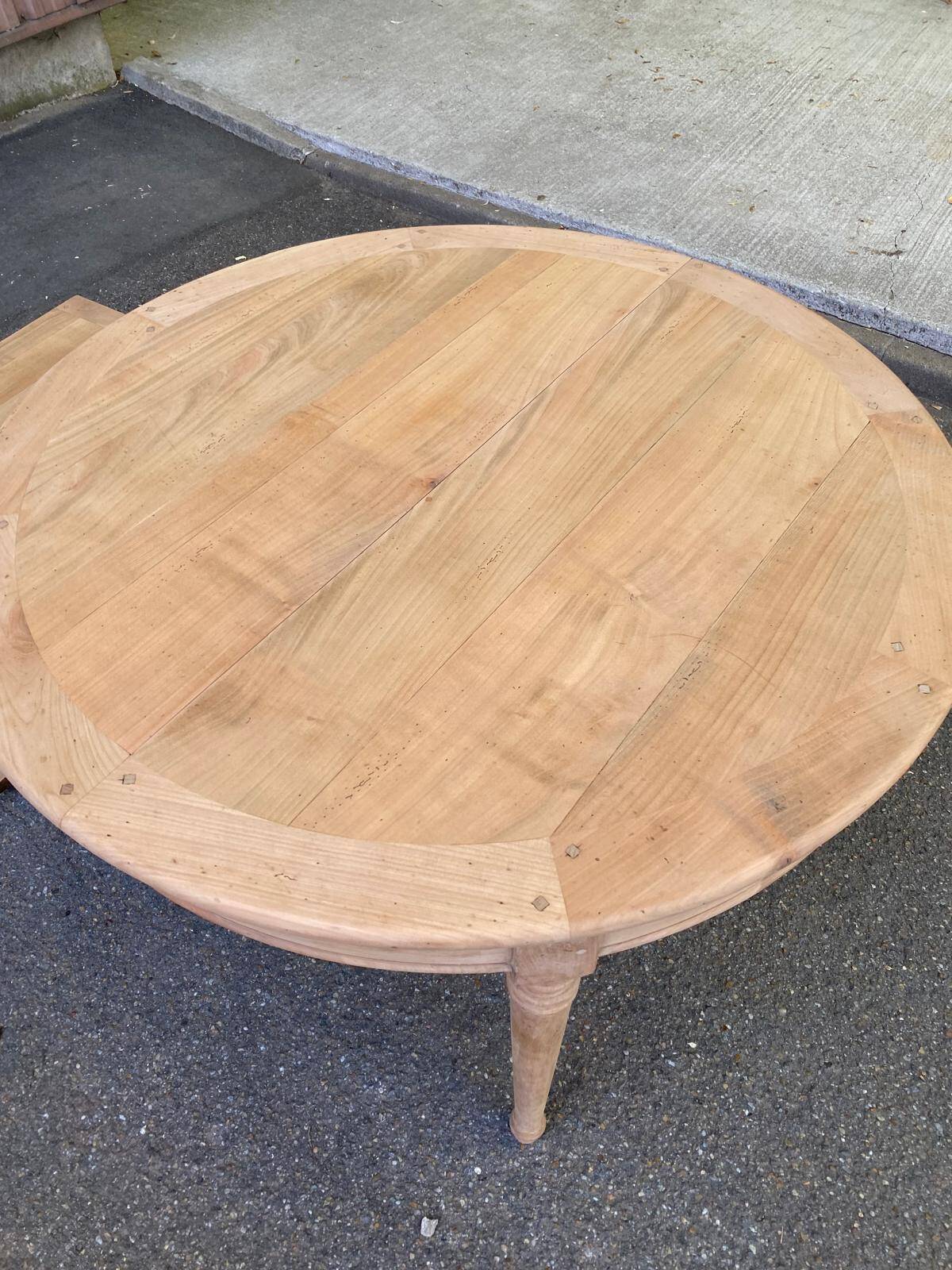 Round dining table Louis Philippe stripped in raw solid cherry wood Italy