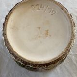 Vintage slip pot cache