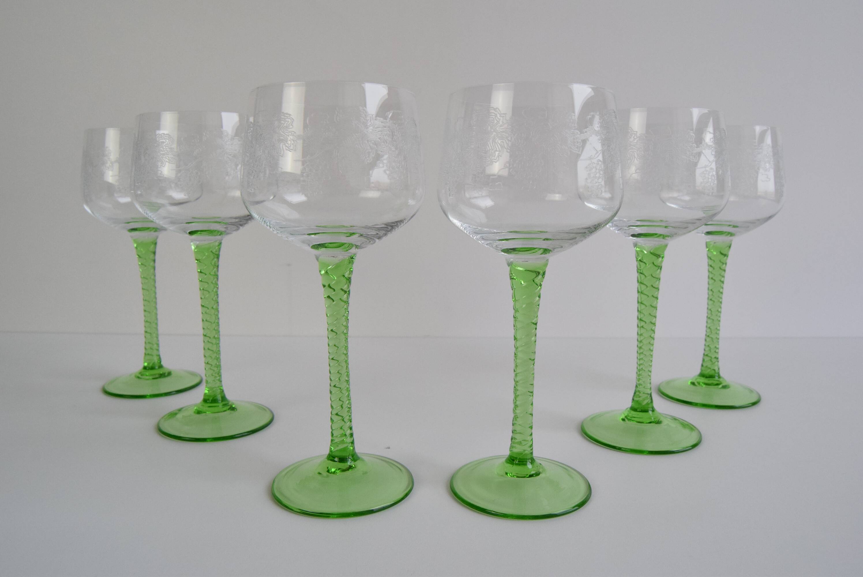 Set of six vintage stemmed glasses, 1960s.