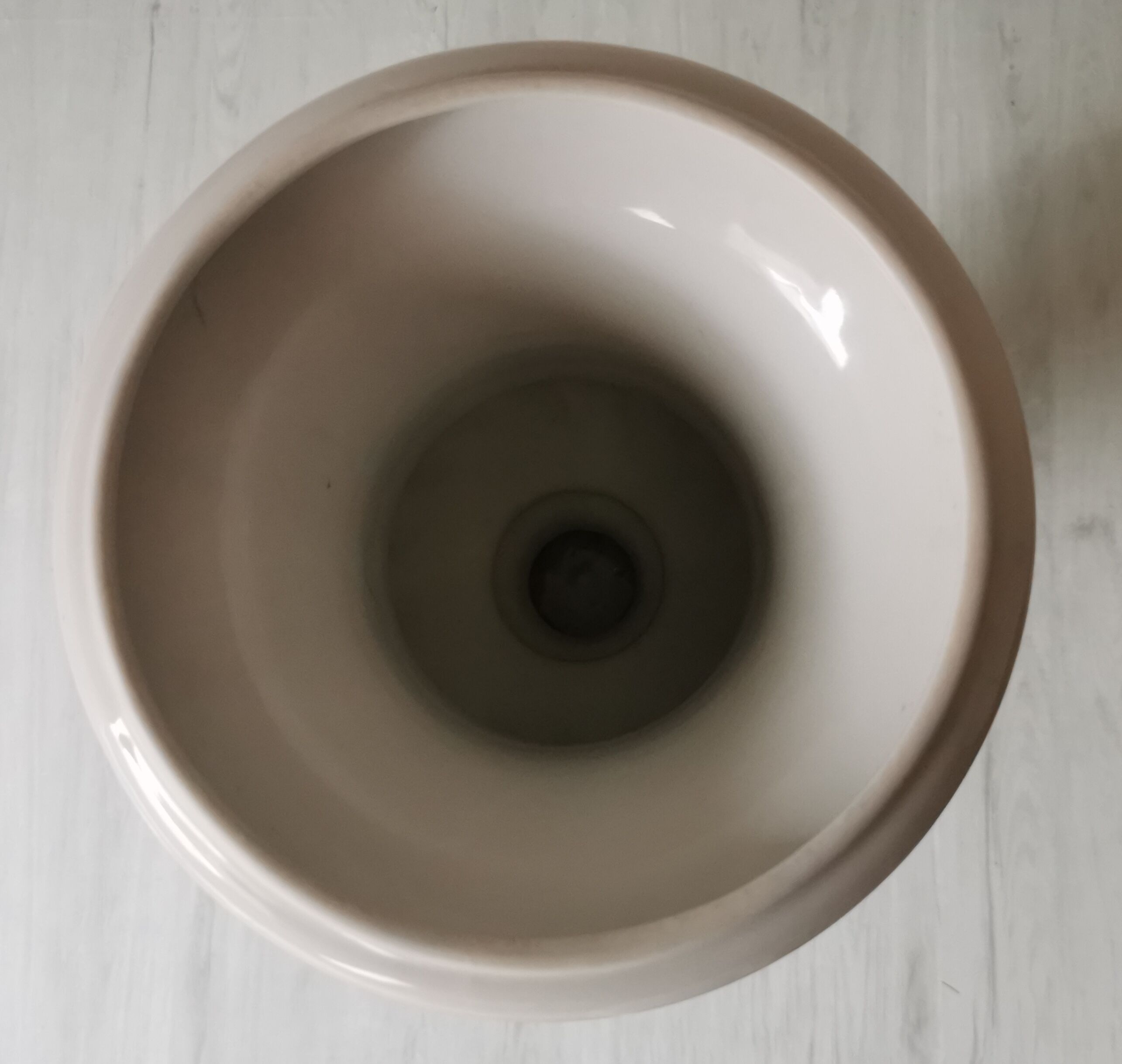 Medici porcelain vase