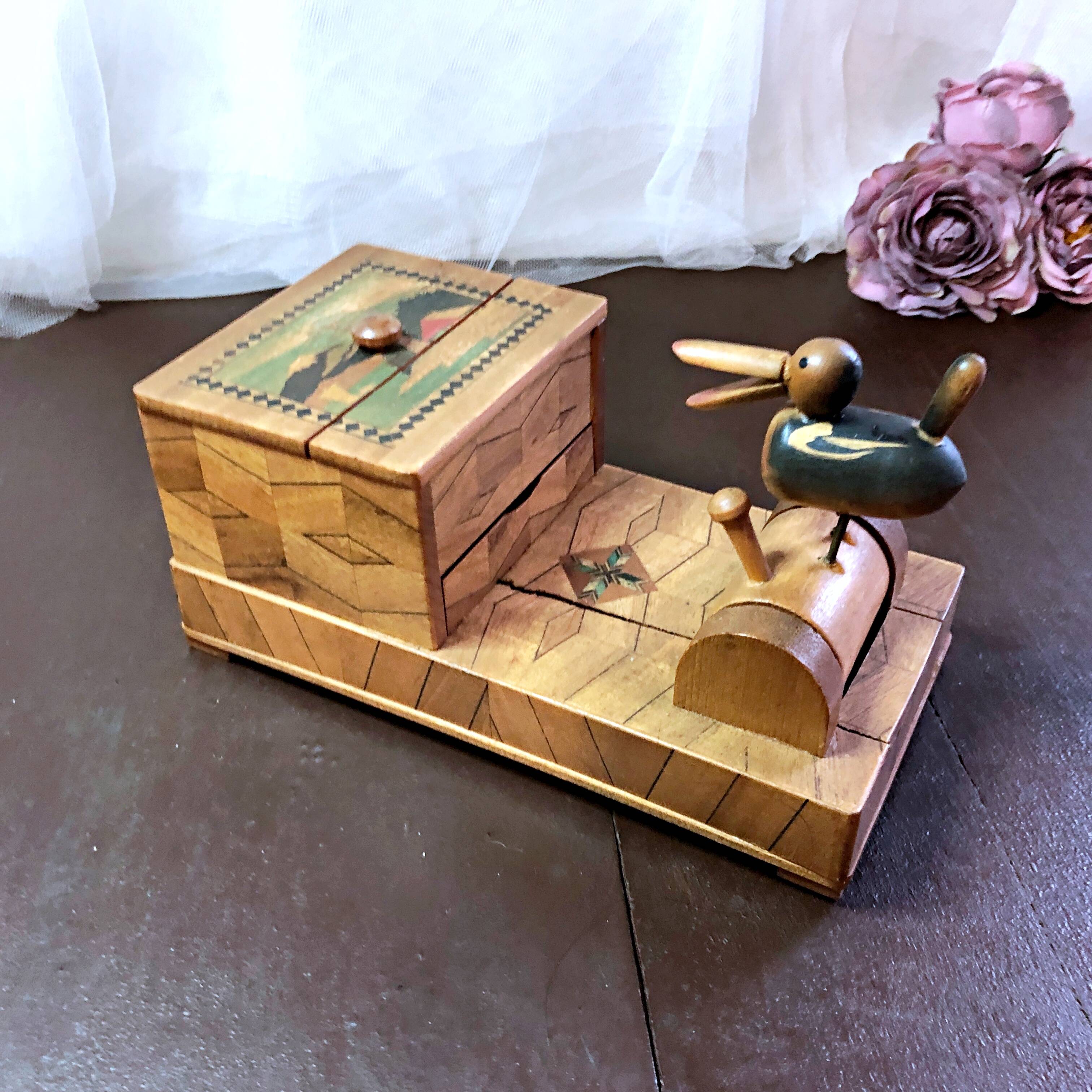 Cigarette dispenser inlaid wood Retro 30/40