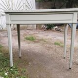 Table  bureau