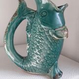 Fish pitcher