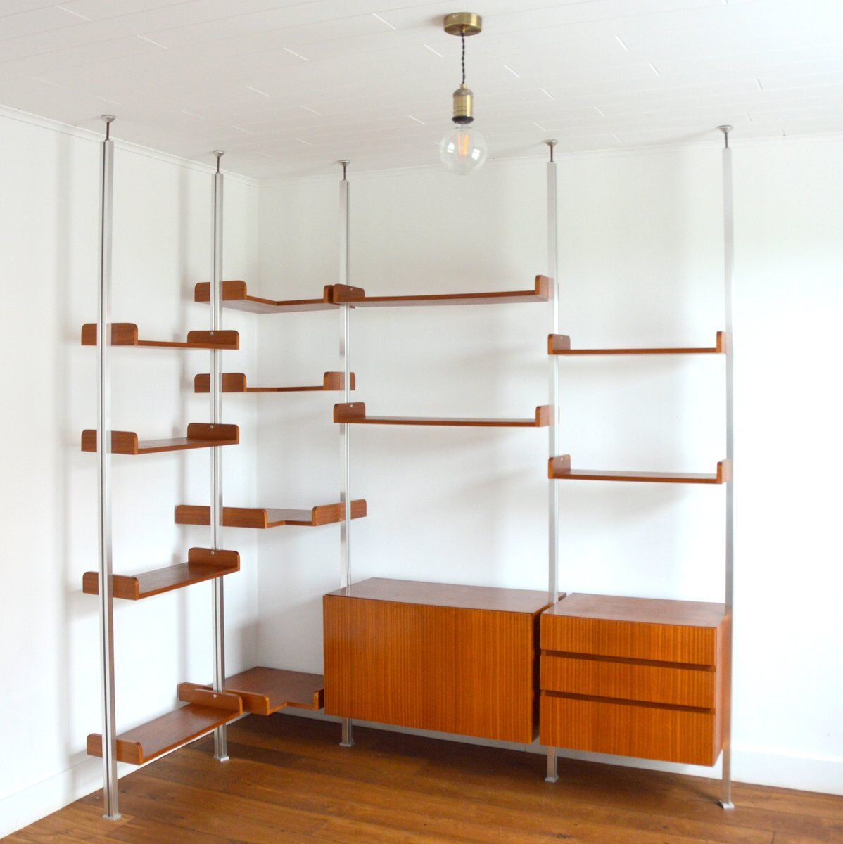Corner bookcase 1970