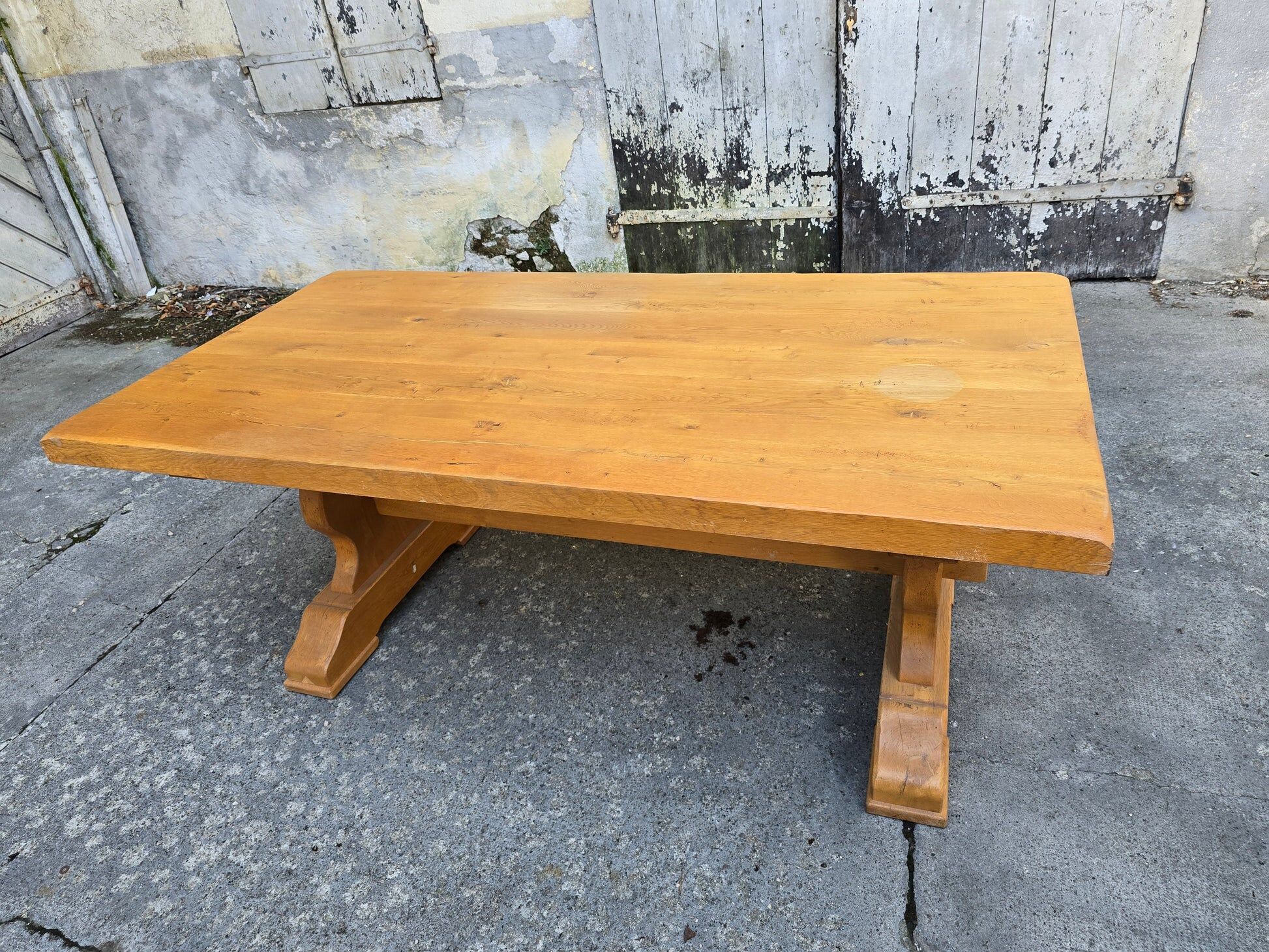 Large monastery table in solid oak – French handcrafted.