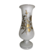 Vase ancien en verre opalin blanc avec dessin roses doré forme coupe vintage