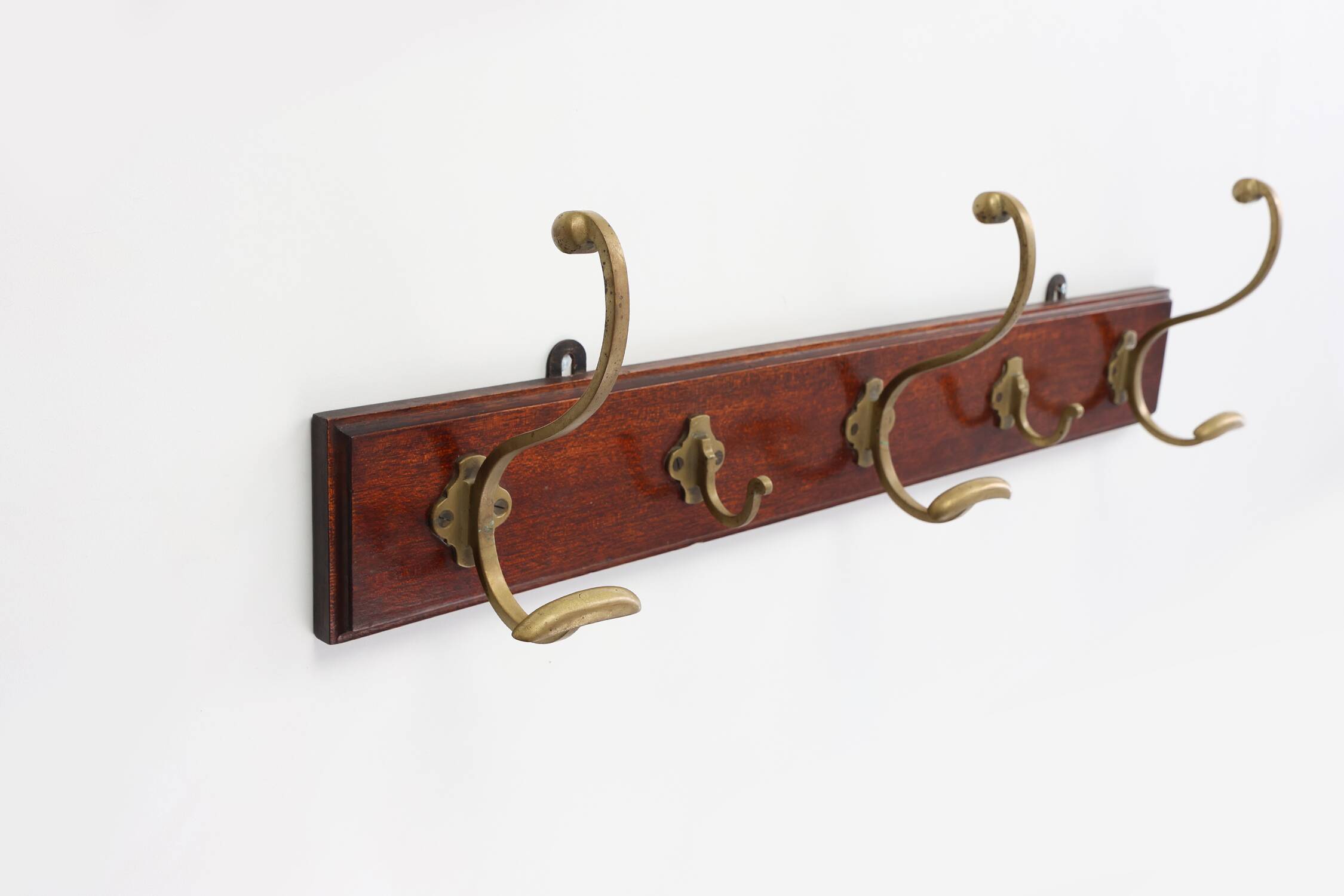 Art Nouveau coatrack in brass and oak, France ca. 1900