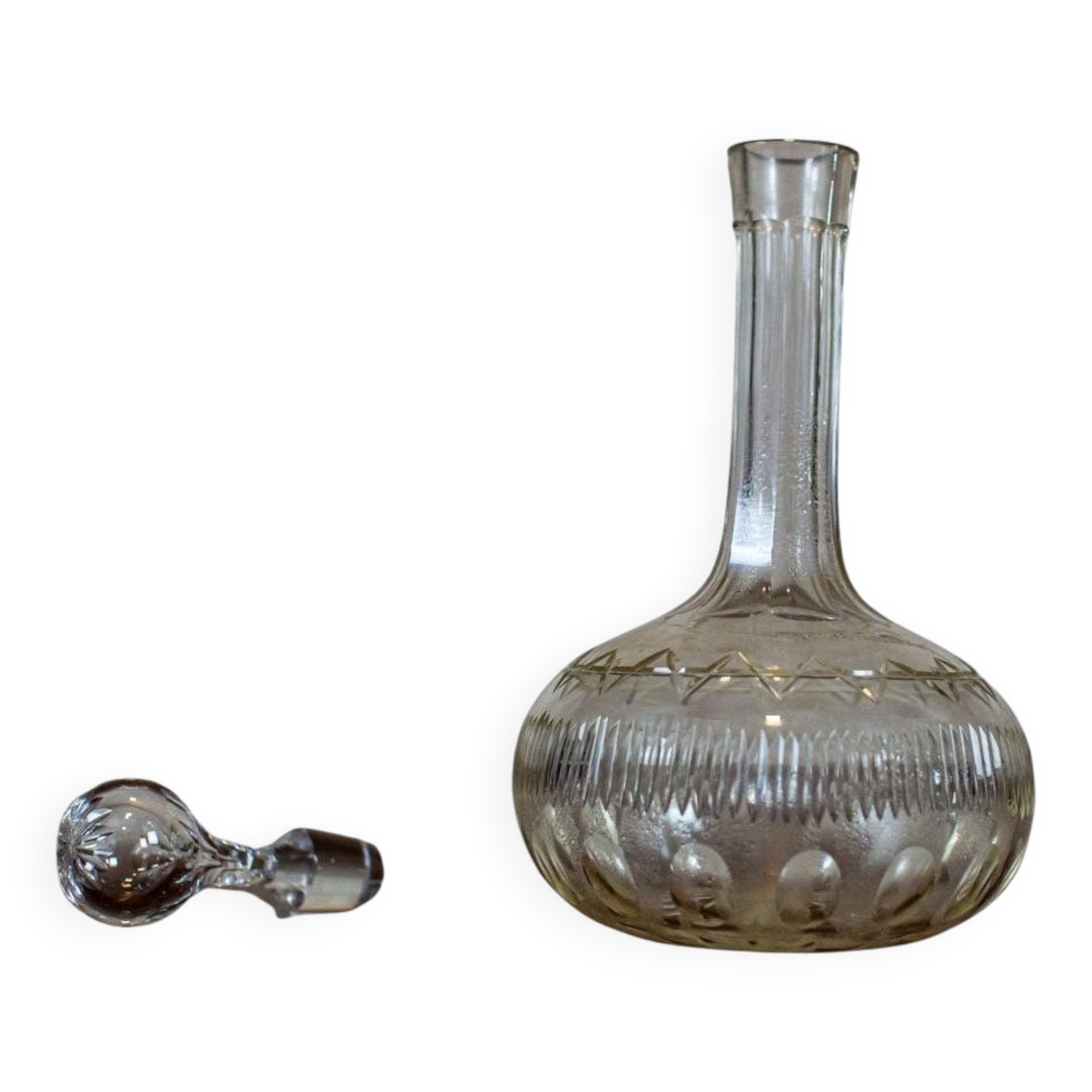 Carafe à liqueur en cristal, années 1930