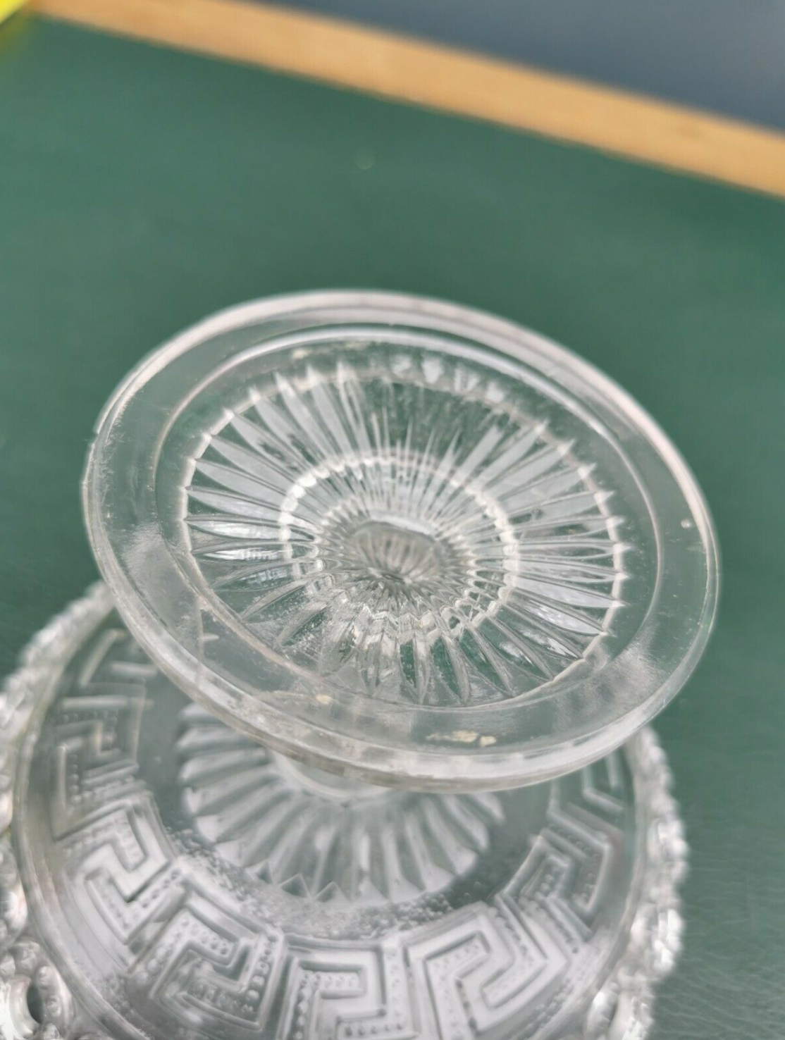 Candy cup molded glass pressed