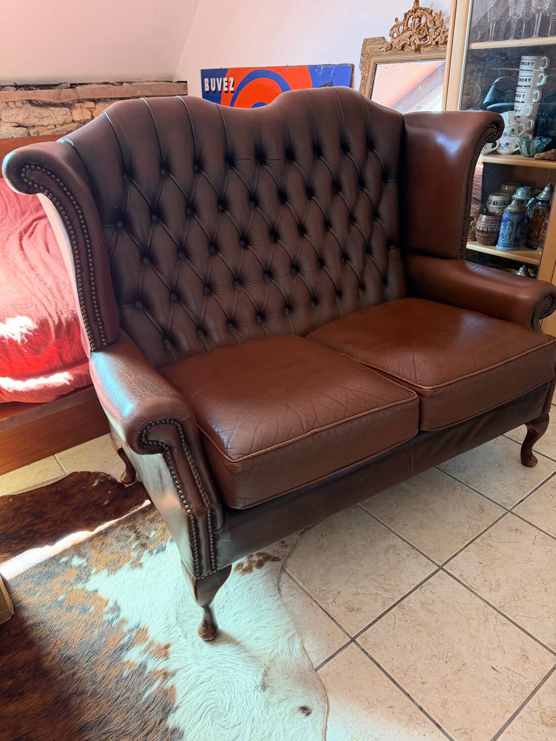 Chesterfield 2-seater Queen Anne sofa