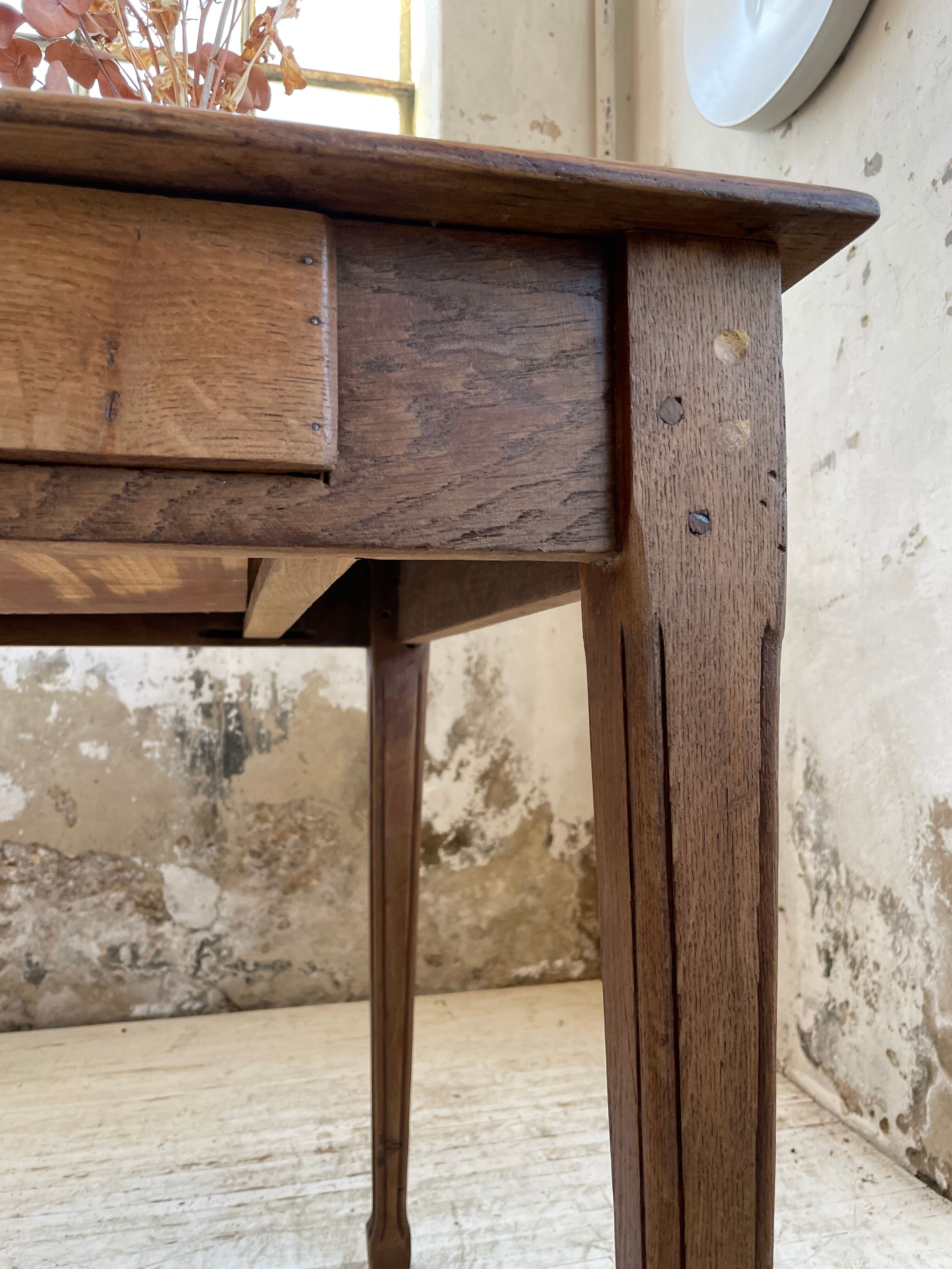 Oak desk 1900