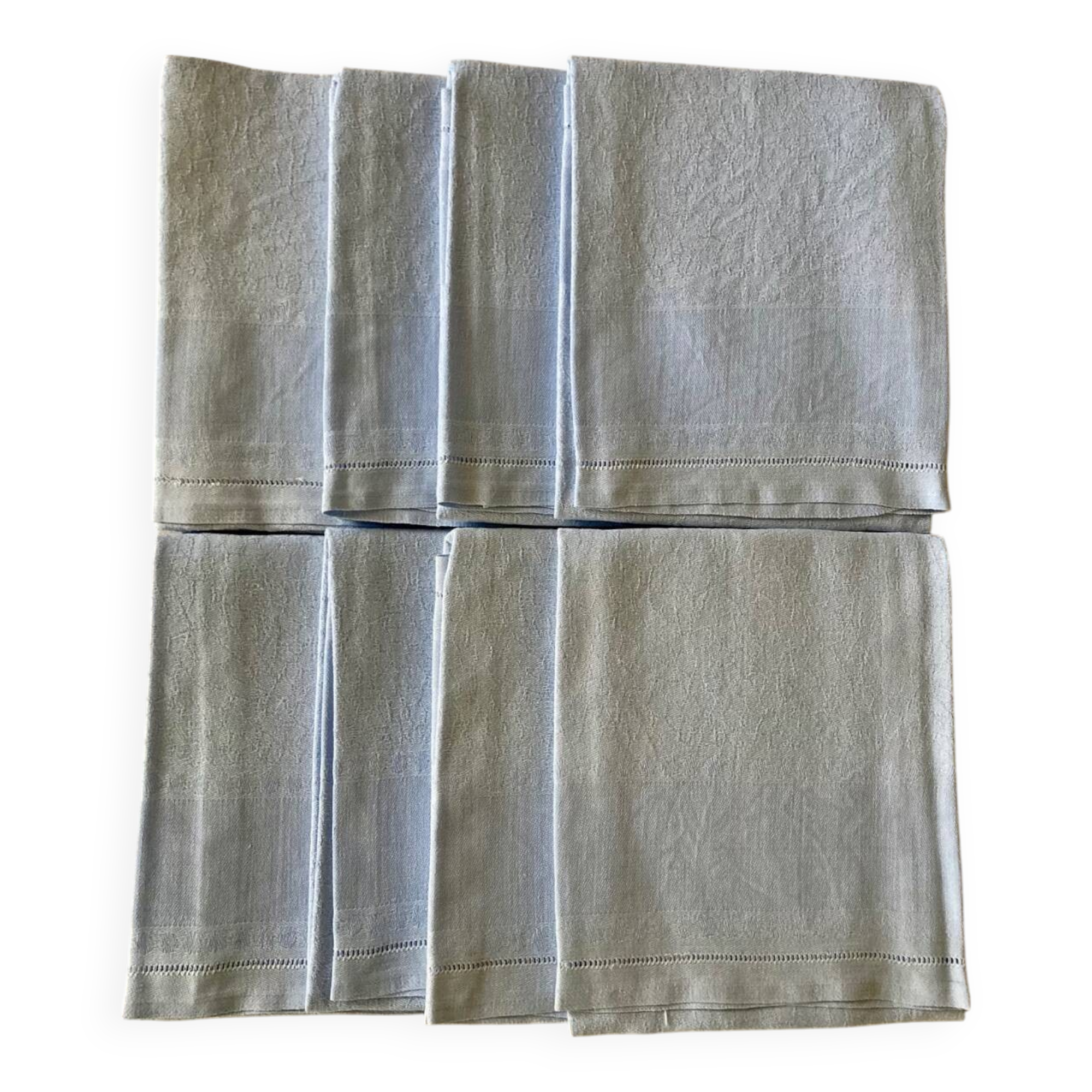 8 blue damask napkins