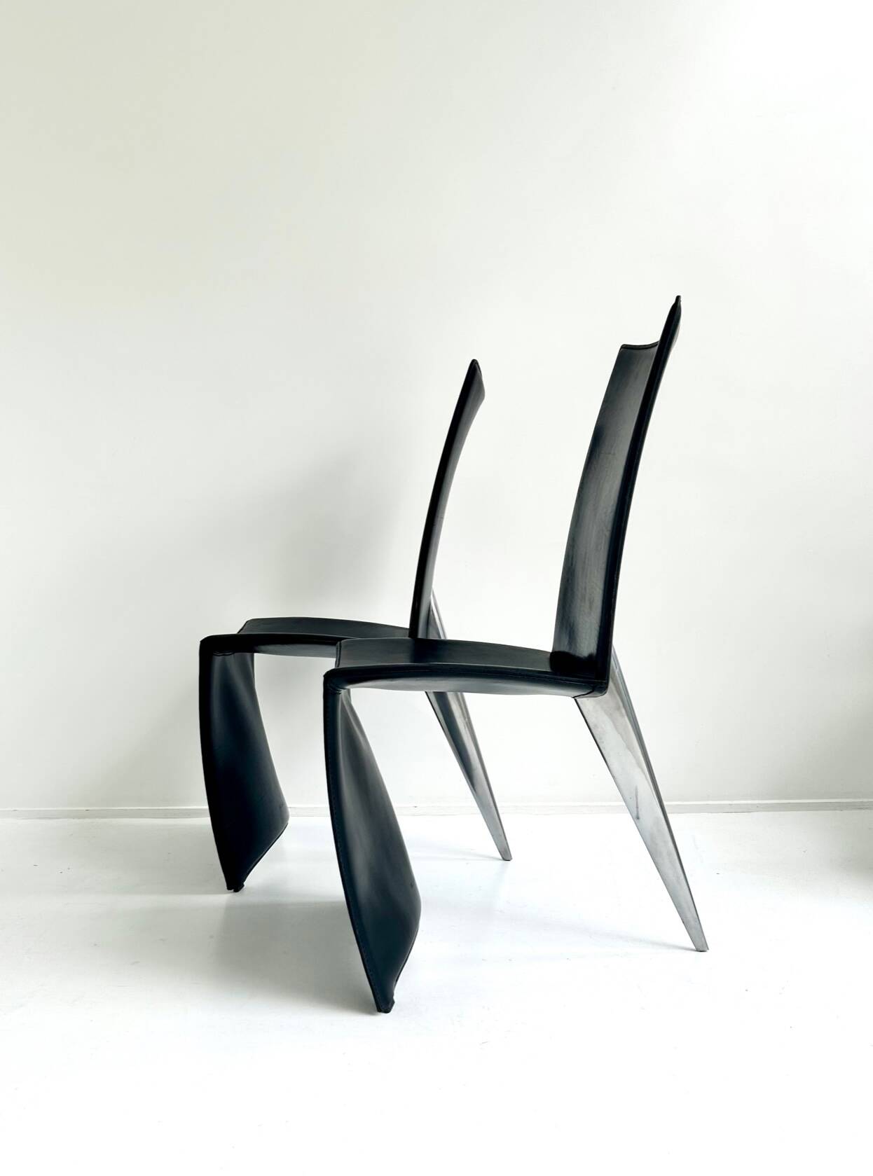 Paire de chaises " Ed Archer " Philippe Starck, Driade, 1980's