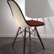 Chaise de Charles & Ray Eames, édition Herman Miller.