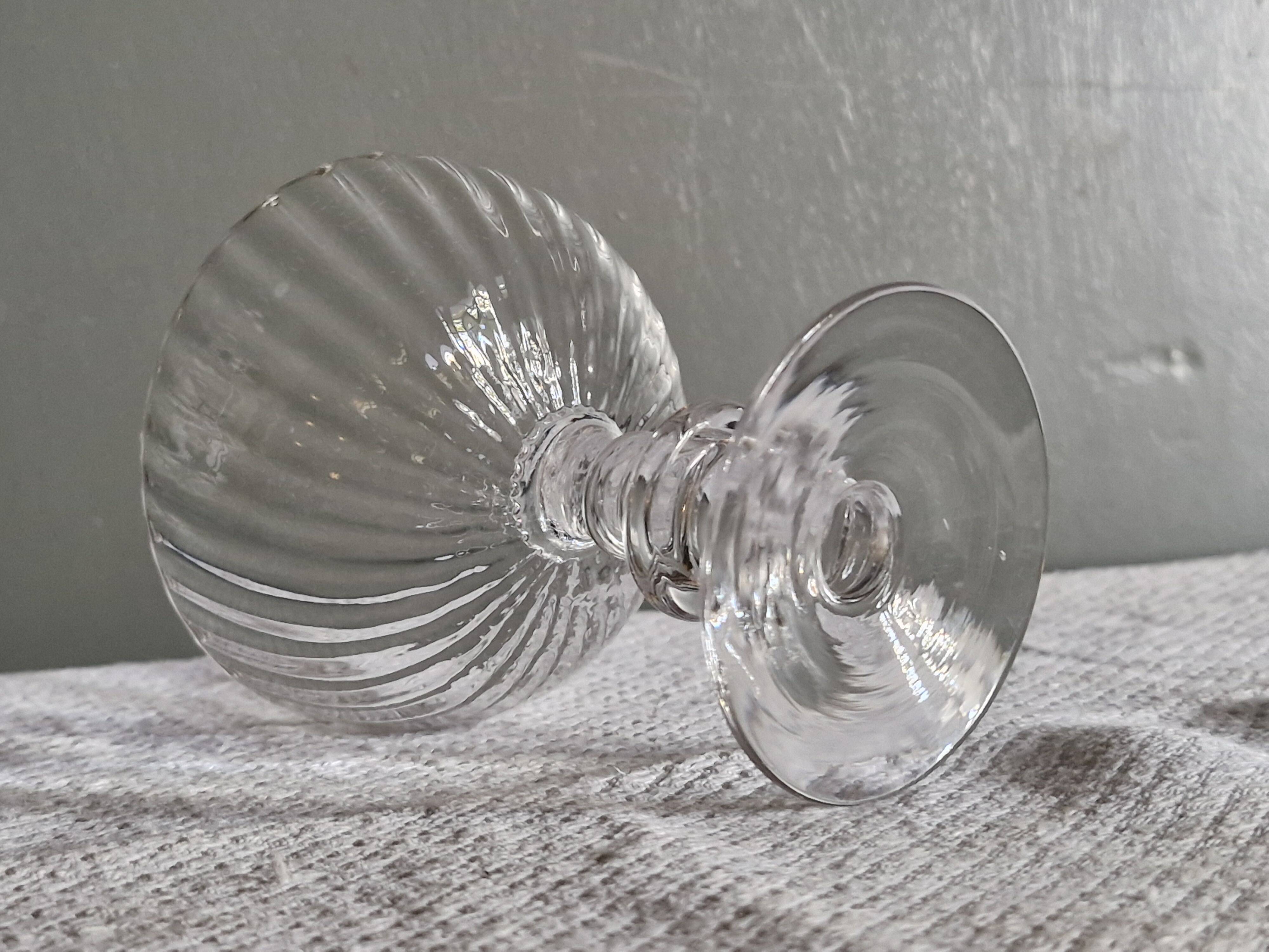 11 crystal champagne coupes - late 19th century