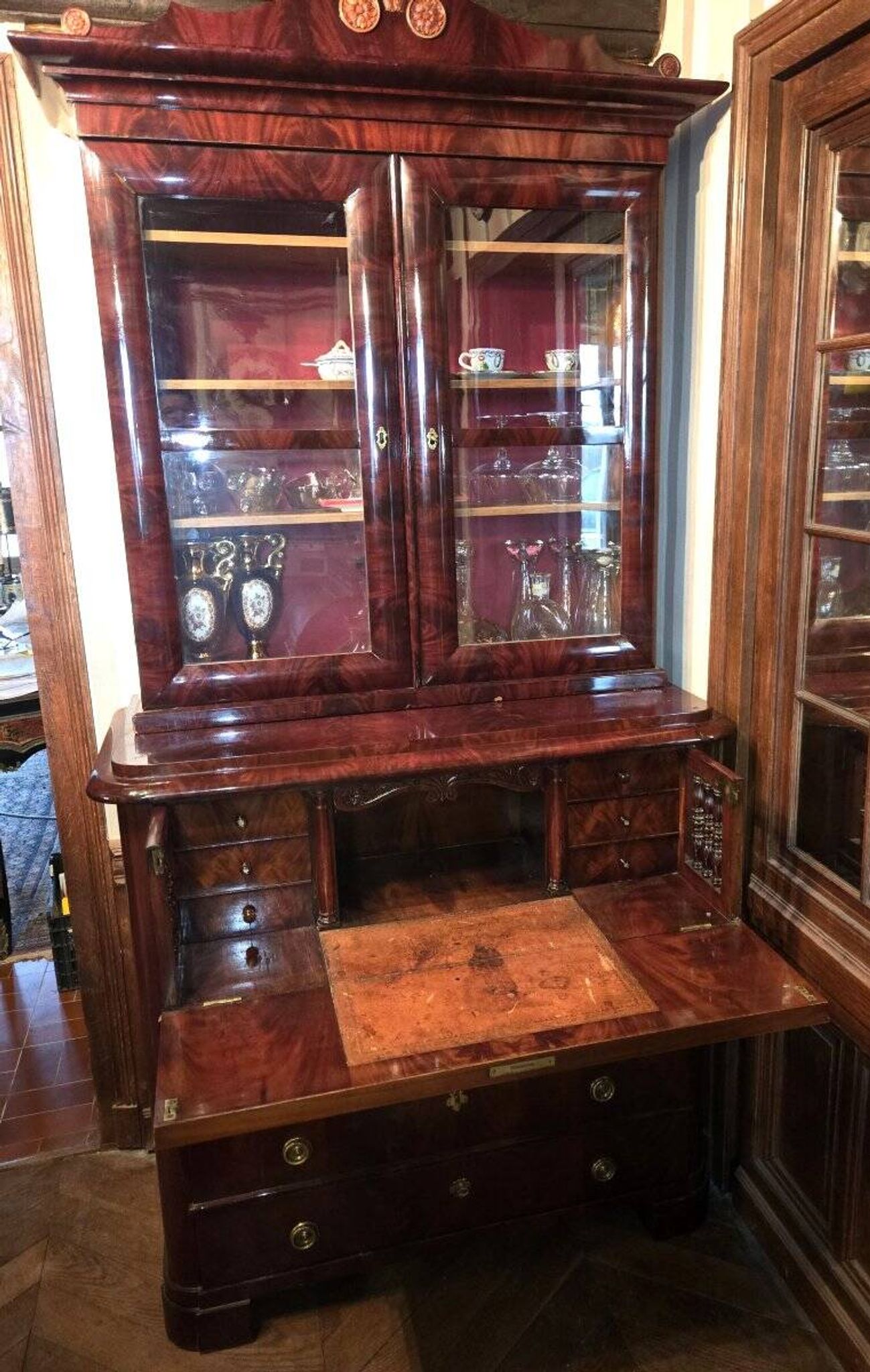 English mahogany library chest of drawers, in Empire or Restoration style.