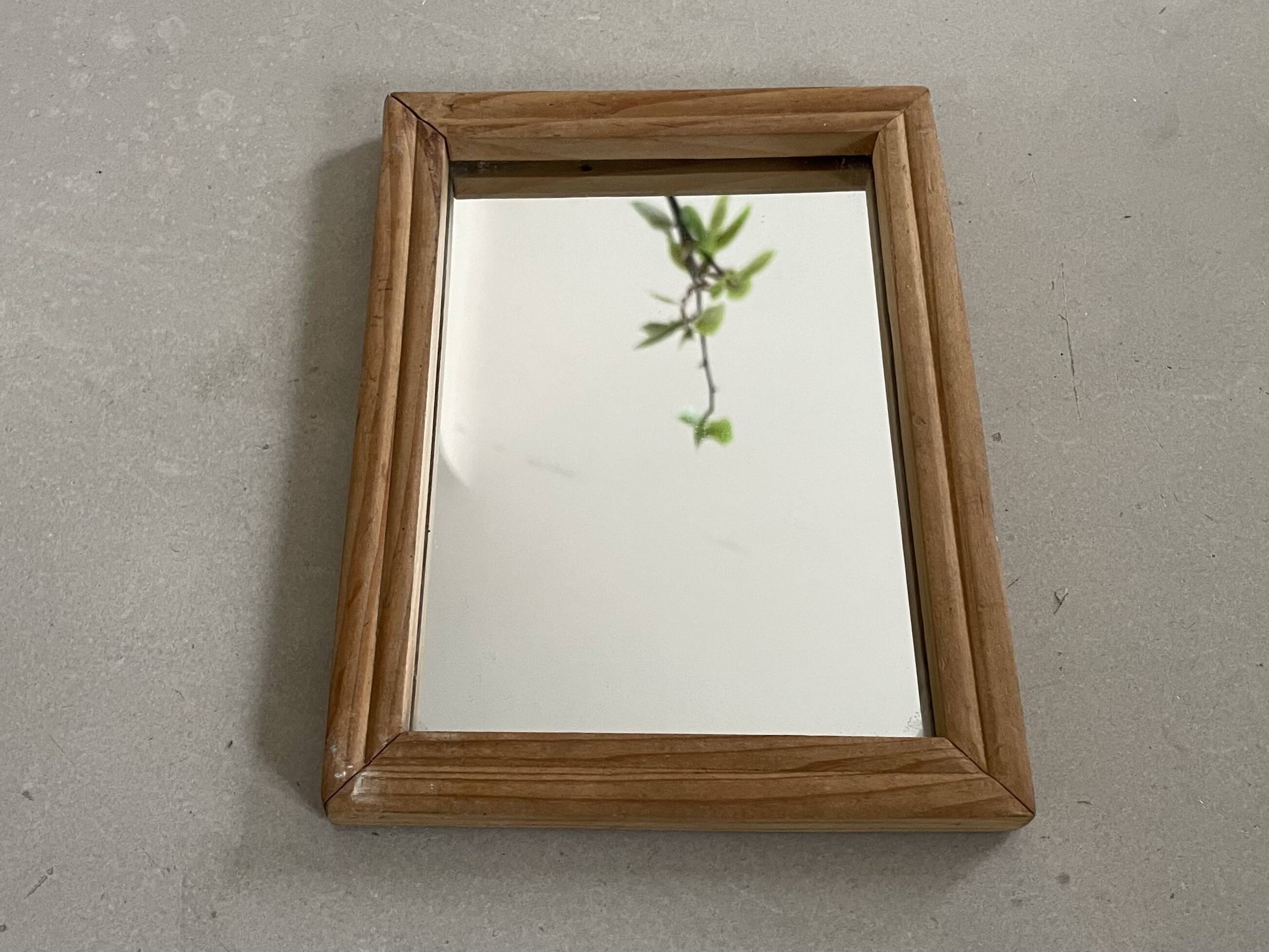 Petit miroir mural en bois 15x20cm