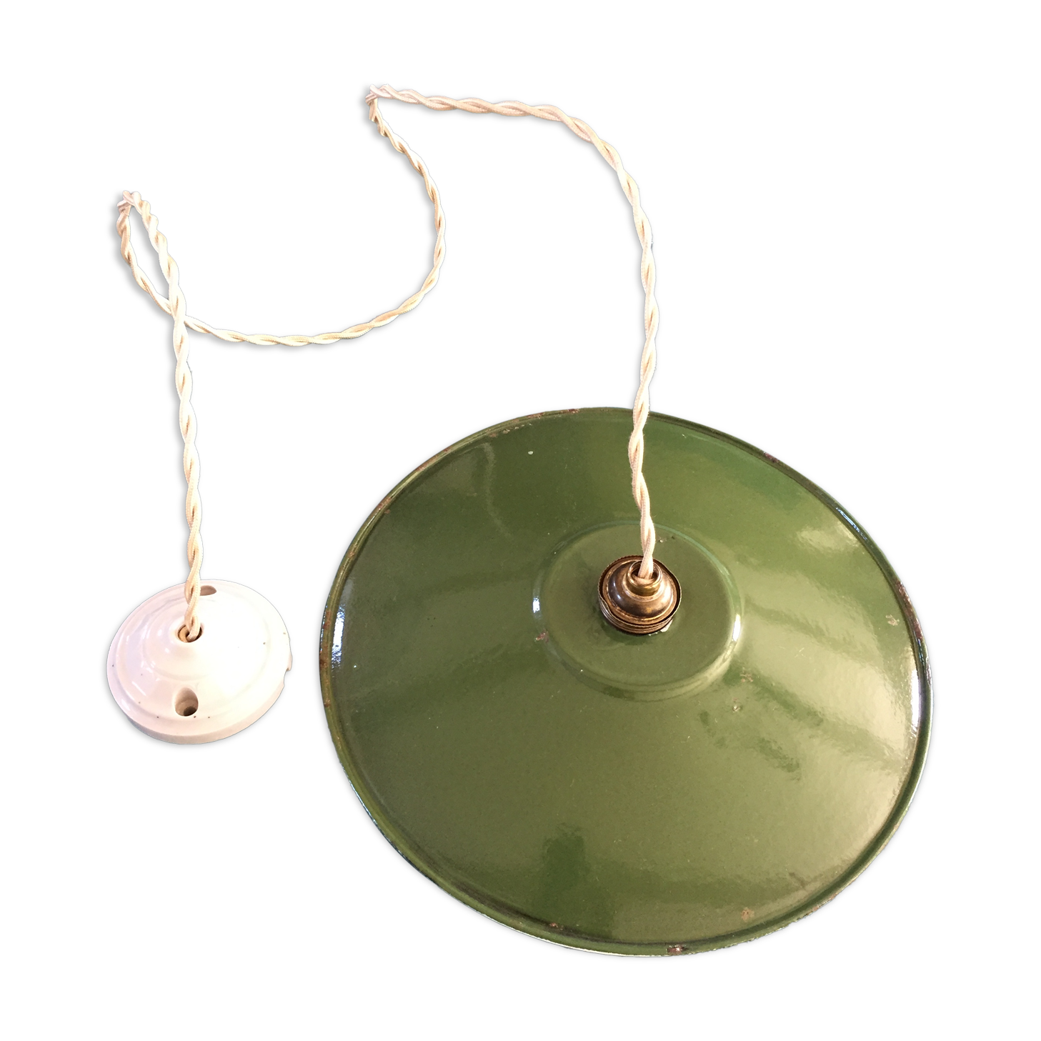 Vintage enamelled sheet metal suspension and its porcelain rosette
