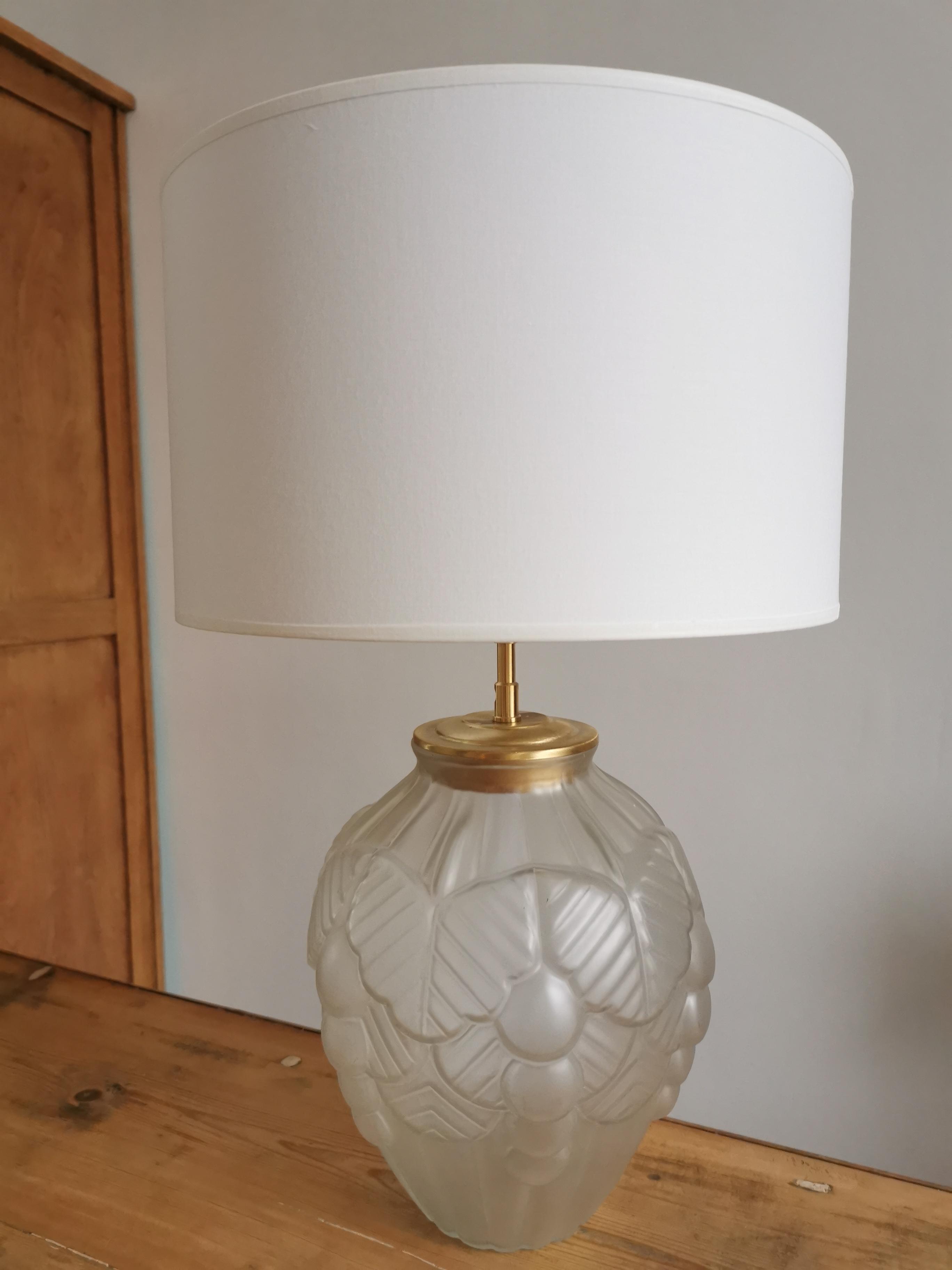 Art Deco lamp in polished glass