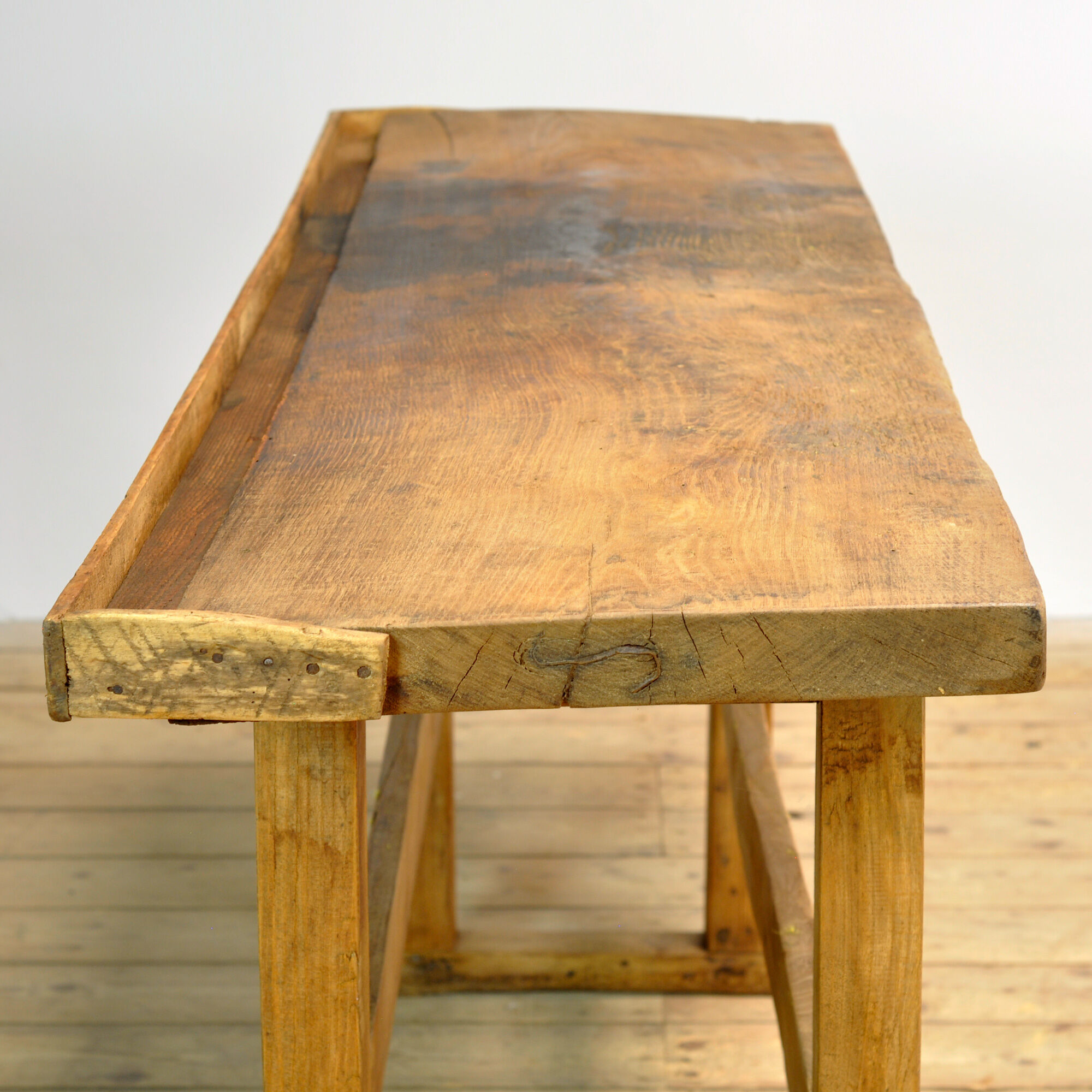 Table de travail en chêne, vers 1920