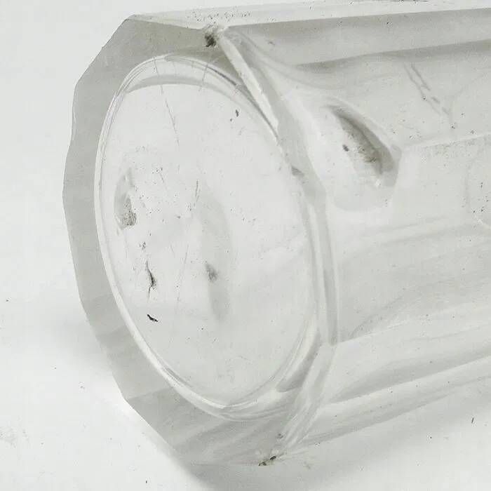 E8S carved glass carafe in Biedermeier style