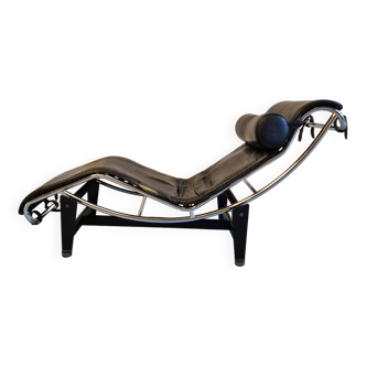 LC4 lounge chair