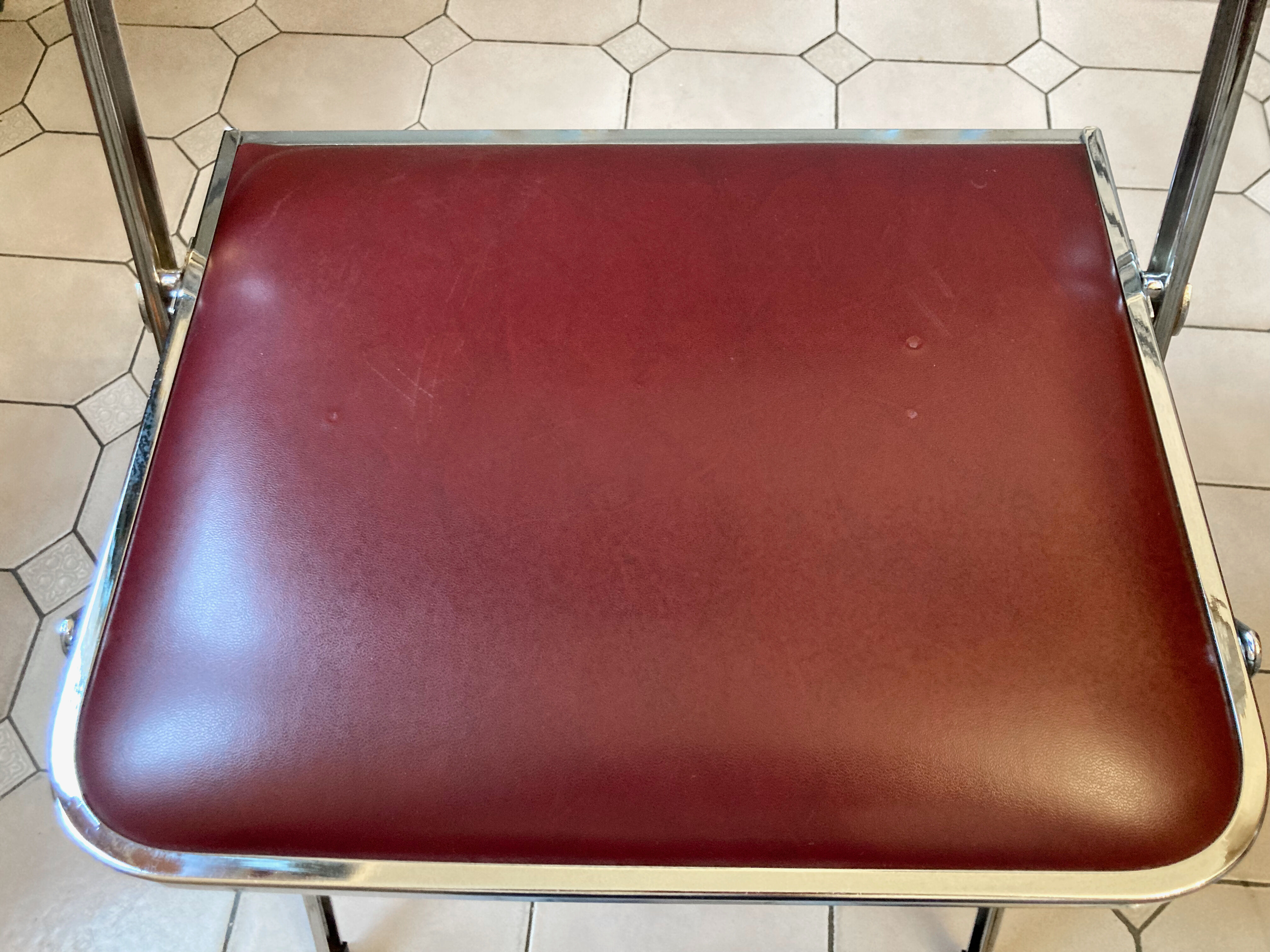 4 vintage folding chairs in chrome