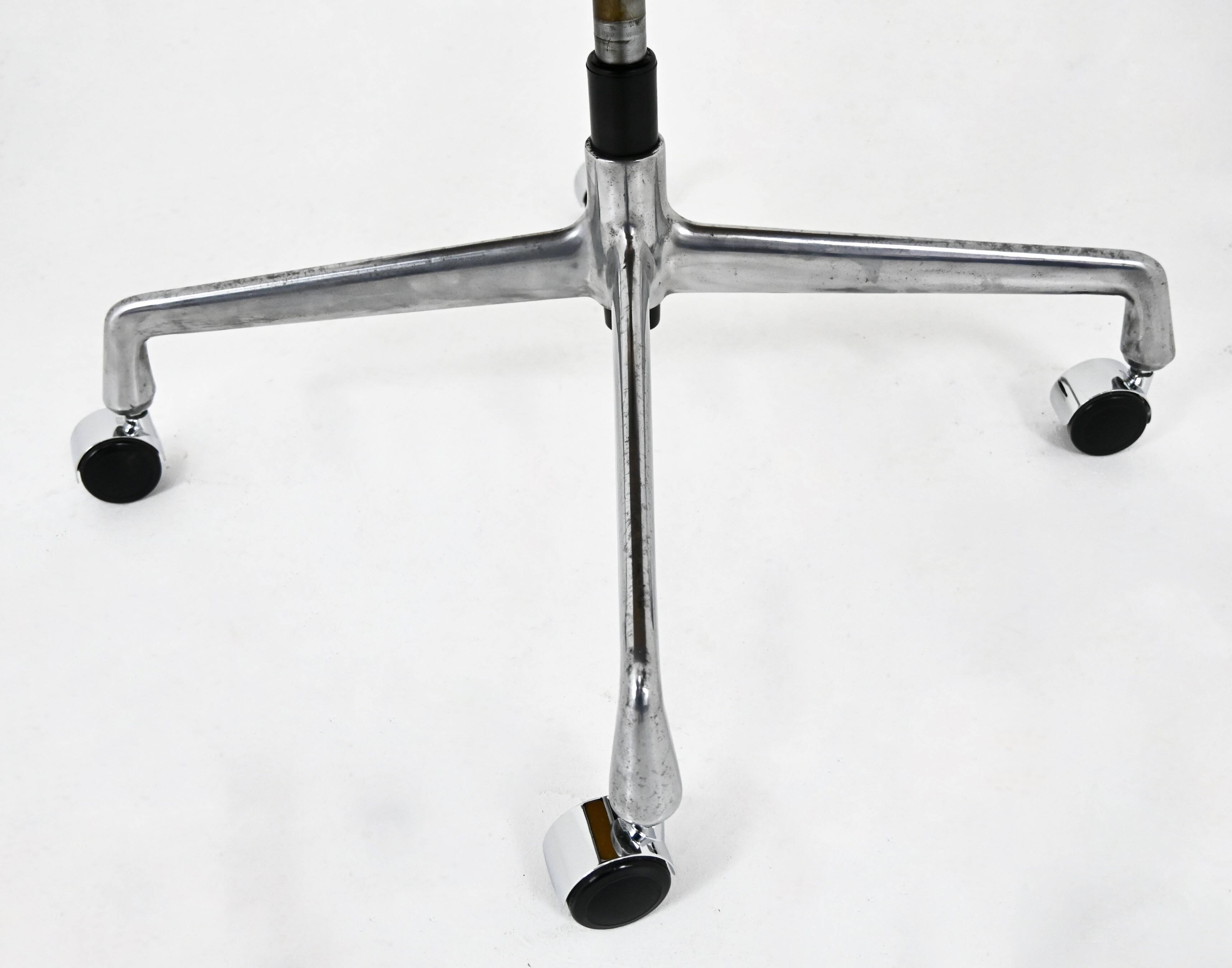 Office chair by Charles and Ray Eames for Herman Miller, 1970s.