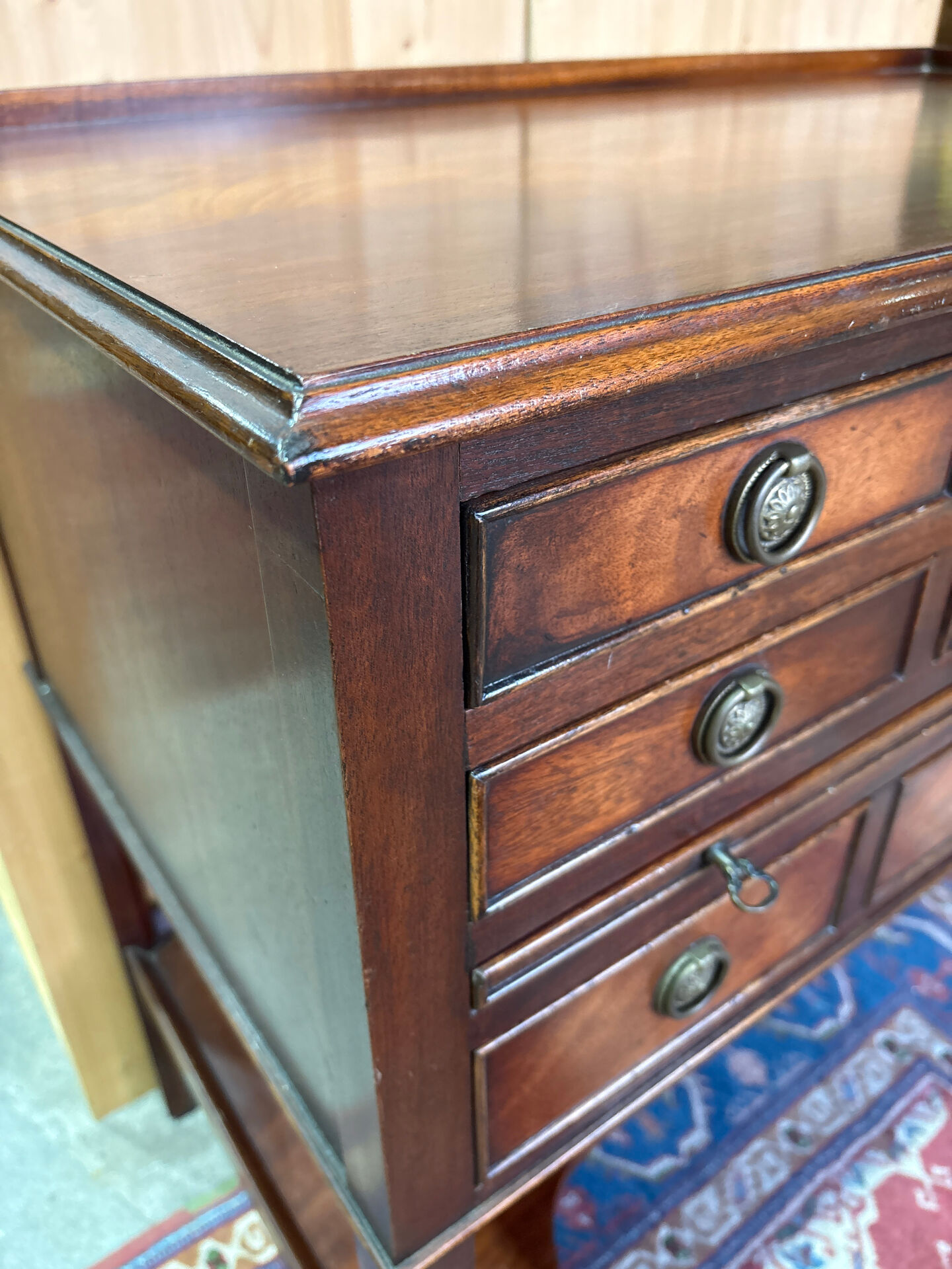 English mahogany sideboard with numerous drawers – sliding top